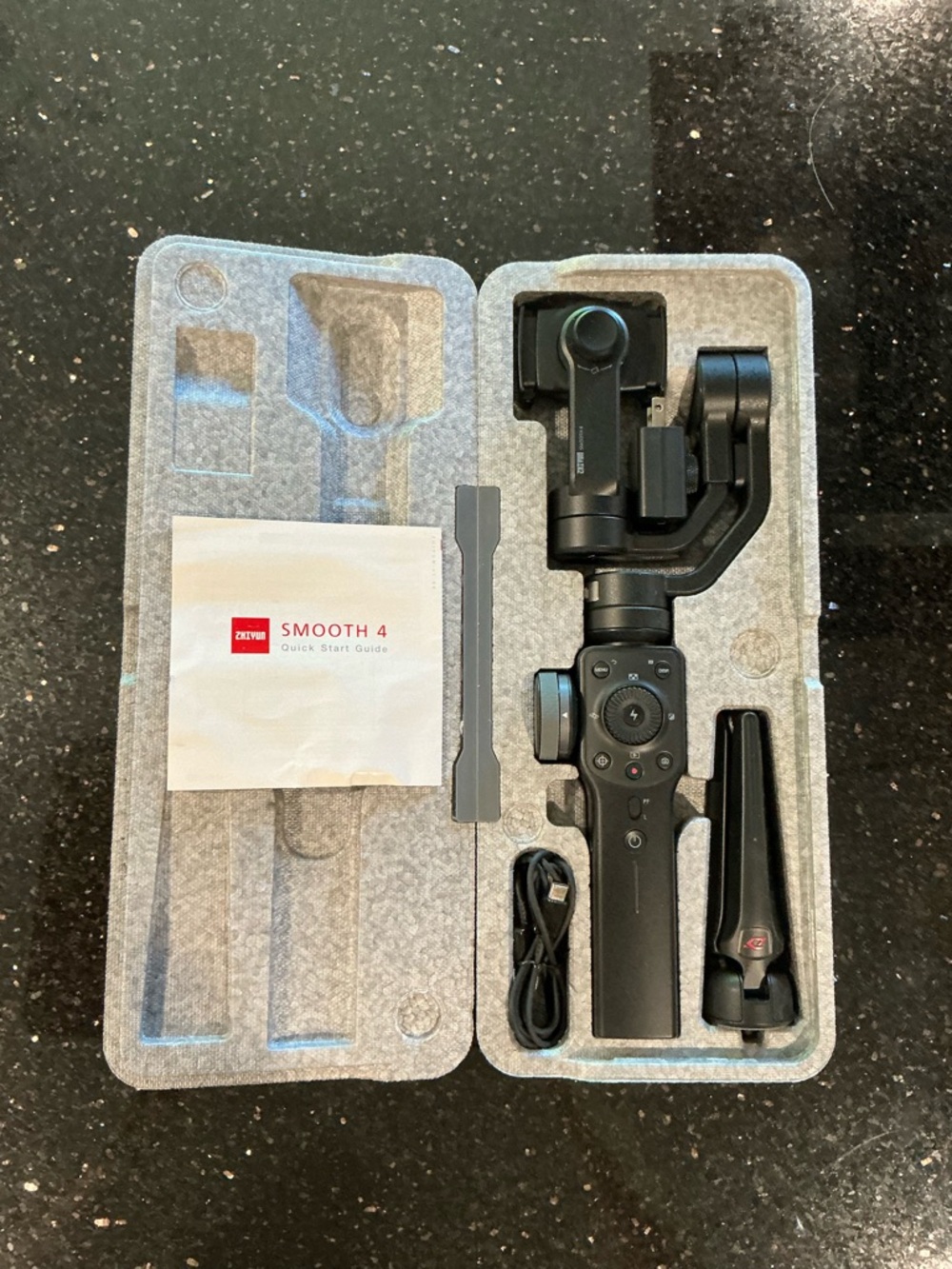 Smooth 4 Black Handheld Smartphone Gimbal Stabilizer